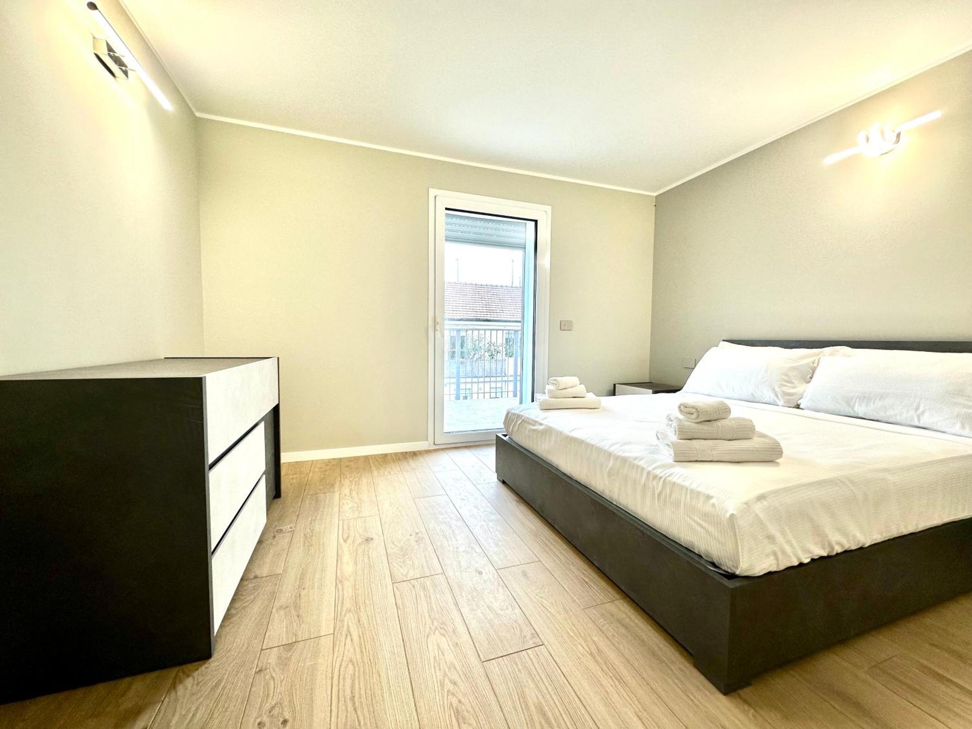 Be-C0 Sempione Luxury Apt Milão Exterior foto